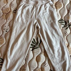 Universal Thread Beige Quilted Pants